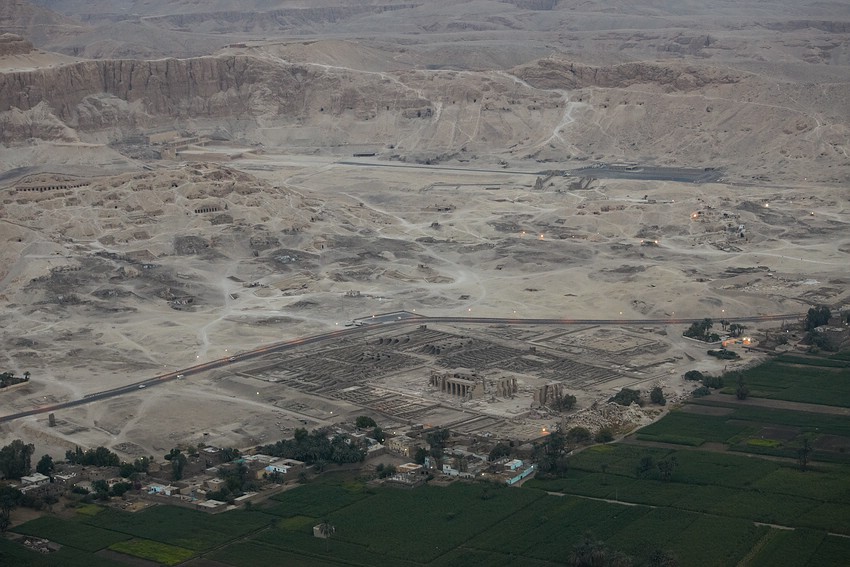 IMG 8457-Ramesseum&-Deir el Bahari-klein850